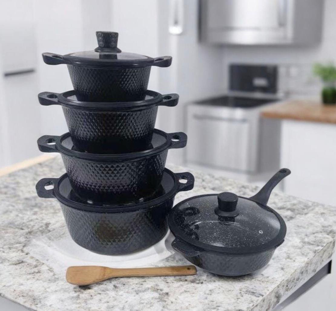 Granite cook and serve sets